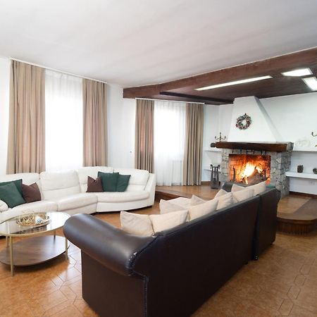 Villa Del Pino, Terrazza Vista Mare Minturno Exteriör bild